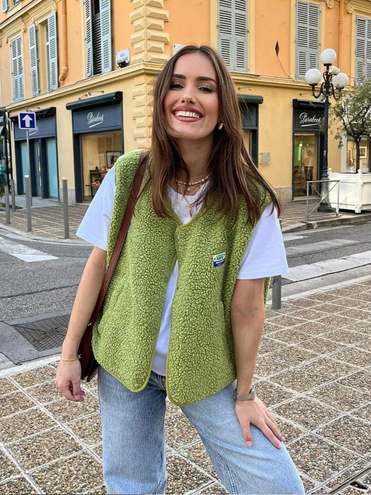 Cozy Women's Sherpa Fleece Vest for All-Day Comfort – Oversized Relaxed Fit Layering Piece