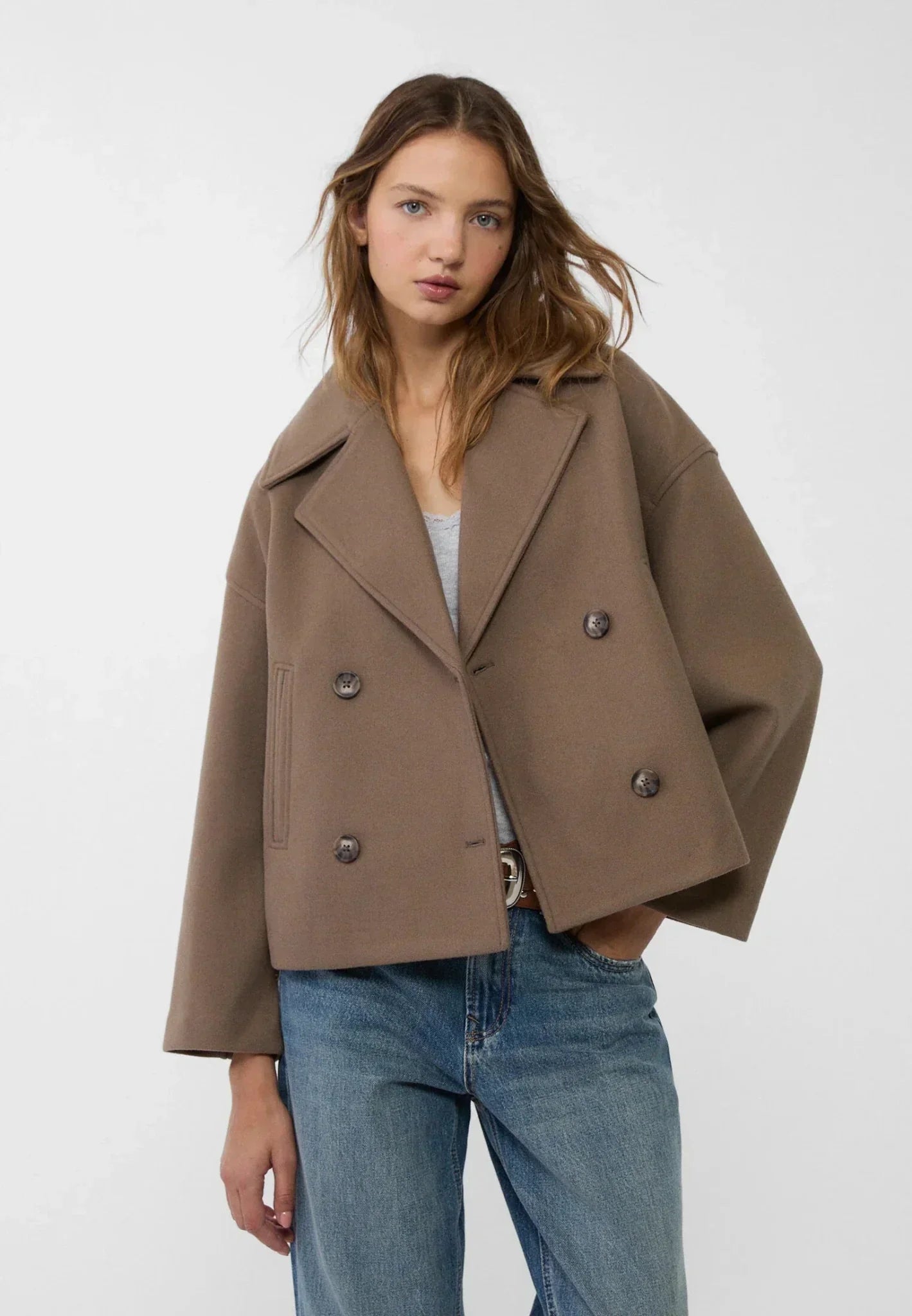 Cropped Women's Double-Breasted Winter Jacket with Wide Lapels – Stylish and Cozy Outerwear for Women