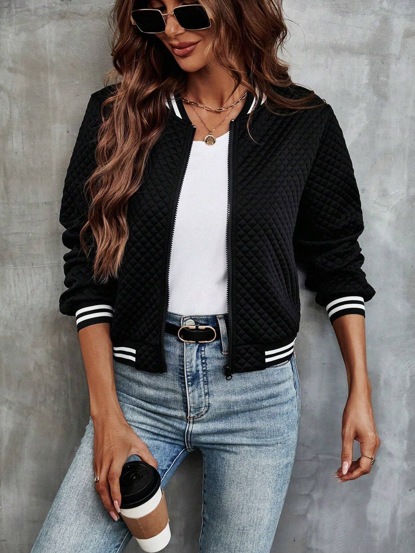 Cropped Women's Jacket with Baseball Collar and Full-Zip Front – Sporty Stretch Material for Everyday Wear