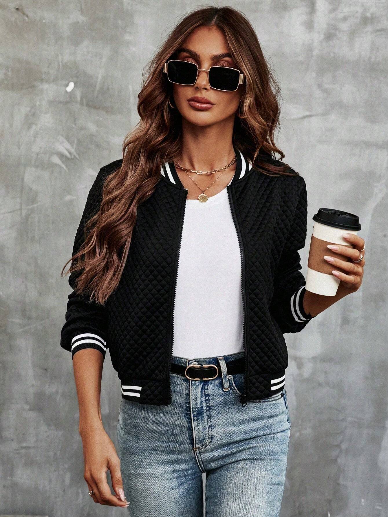 Cropped Women's Jacket with Baseball Collar and Full-Zip Front – Sporty Stretch Material for Everyday Wear