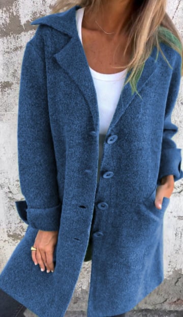 Elegant Button Down Jacket for All Seasons - Soft Wool-Touch Fabric, Relaxed Fit with Pockets, Timeless Style