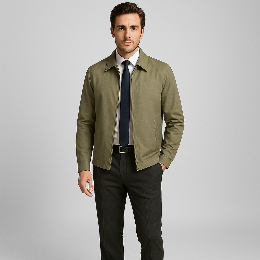 Tailored Jacket with Crisp Turn-Down Collar and Zip Front – Lightweight Polyester Blend for Versatile Style and Comfort