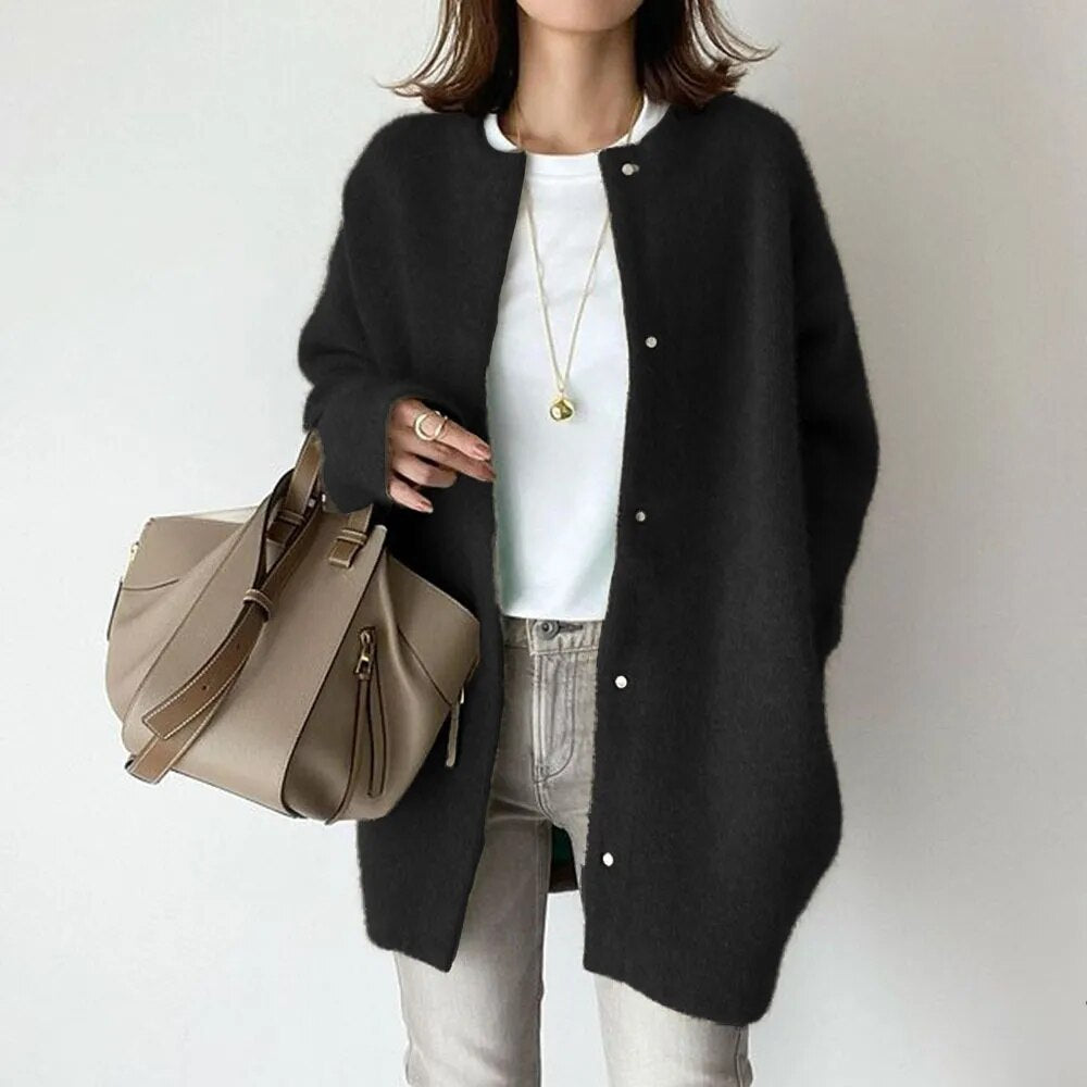 Women's White Knitted Cardigan Sweater with Button Closure - Elegant, Comfortable, Relaxed Fit for Casual or Work Settings