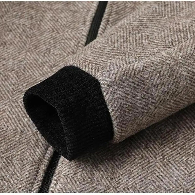 Premium Mongolian Wool Coat for Men – Durable Warmth and Refined Fit